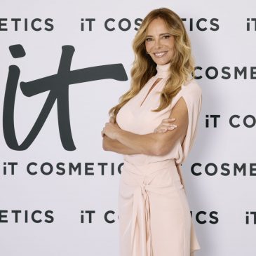 Pin Up Comunicación inaugura la temporada de eventos con It Cosmetics y Paula Vázquez